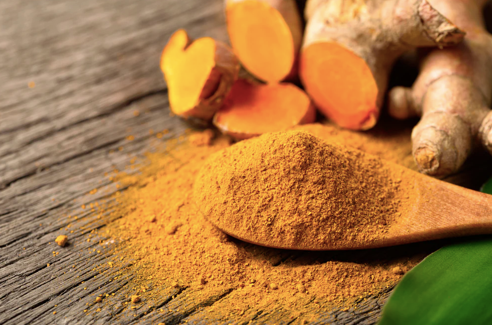 4 Essential Curcumin Benefits For Men Over 40